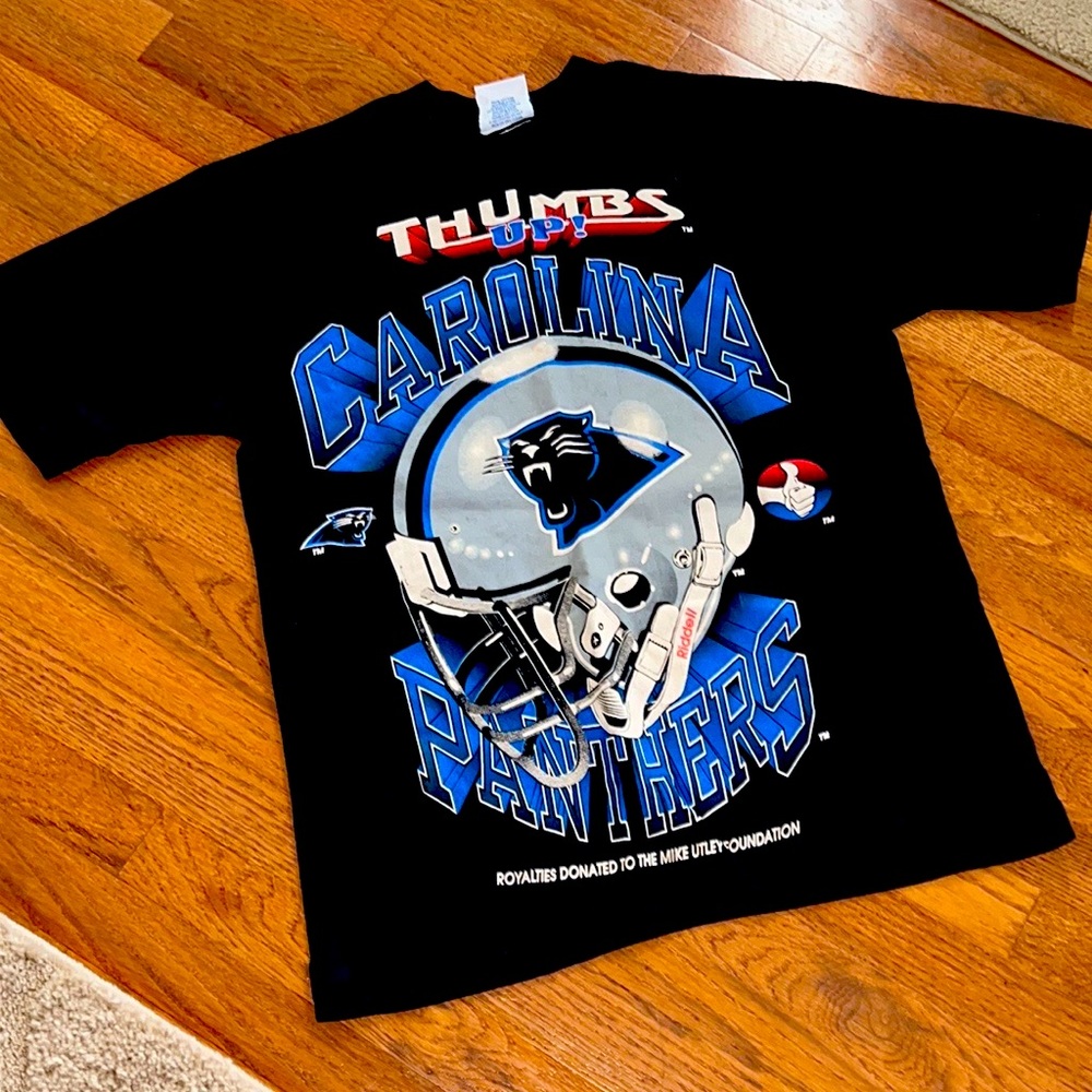 💥SOLD Vintage Carolina Panthers T-shirt